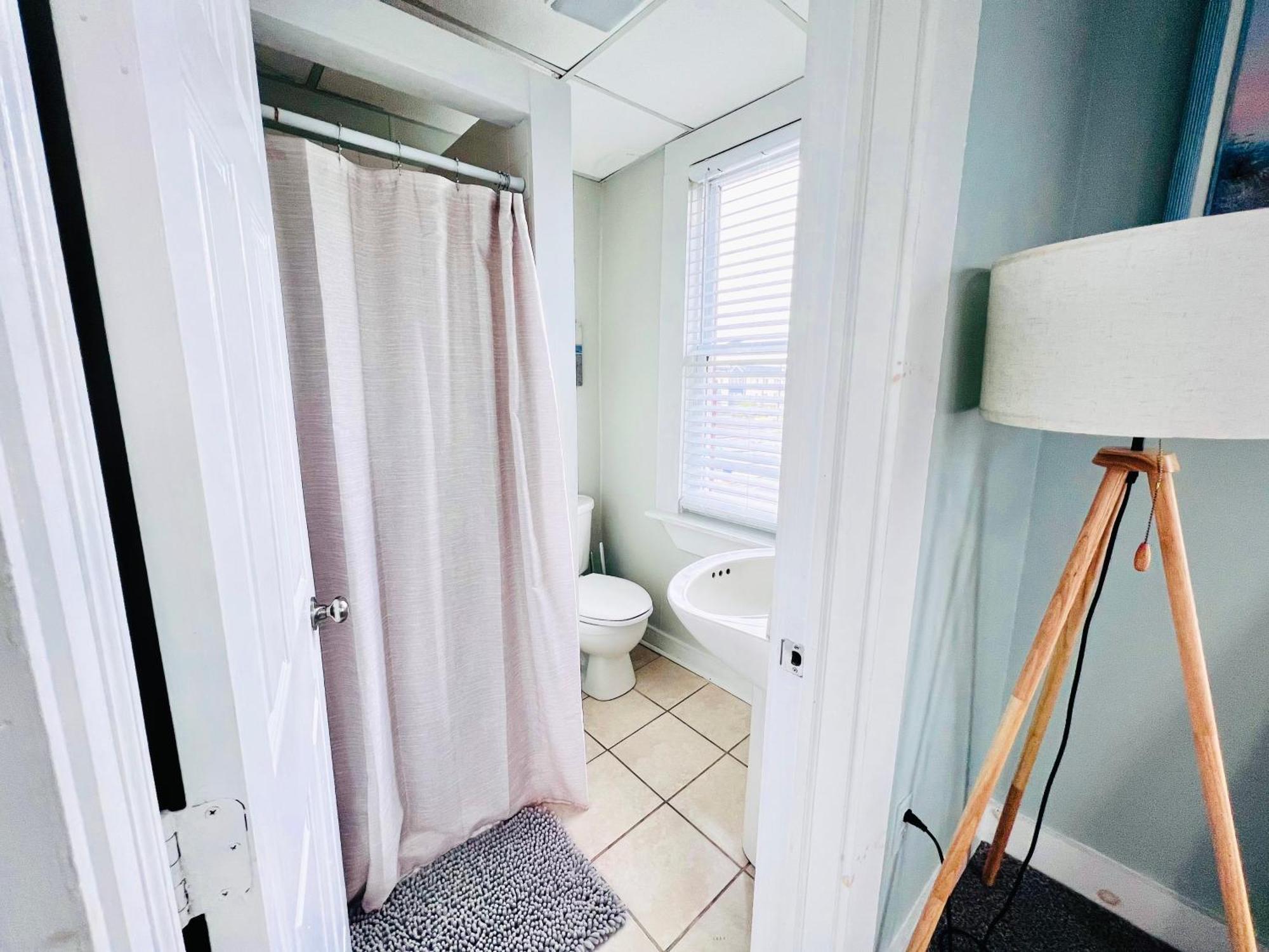 Entire Lovely 3 Bedroom, 2 Bathroom Apartment! 1 Block To The Beach And Boardwalk! Wildwood Eksteriør billede